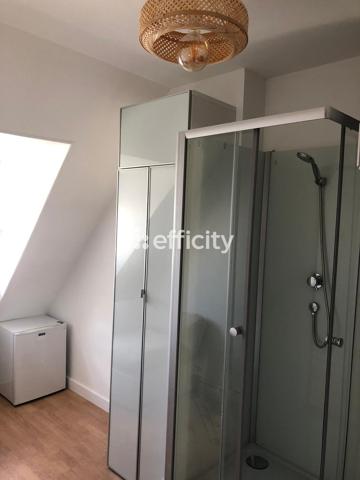 Appartement
         1 pièce
        - 8 m² 97 000 € *
