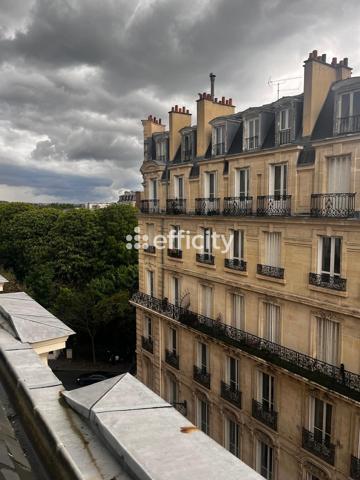 Appartement
         1 pièce
        - 8 m² 97 000 € *