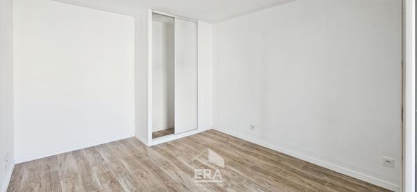 EYSINES - MERIGNAC  LES PINS - Appartement T2 de 44 m² avec terrasse couverte