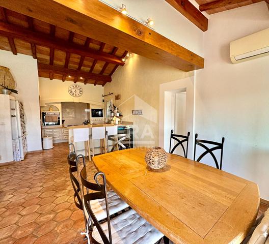 Maison Ceyreste 9 pièce(s) 212 m2