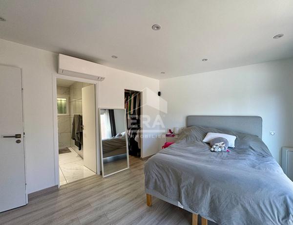 Maison Ceyreste 9 pièce(s) 212 m2