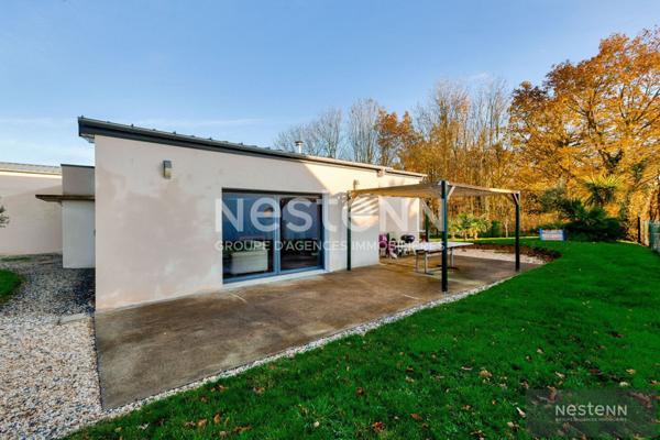 A VENDRE ! HILLION ! Maison de 2013 entièrement de plain pied avec 3 chambres !!