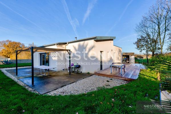 A VENDRE ! HILLION ! Maison de 2013 entièrement de plain pied avec 3 chambres !!