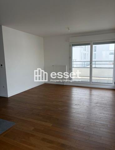 Location Appartement 4 pièces 92.9 m² - Rueil-malmaison 92500