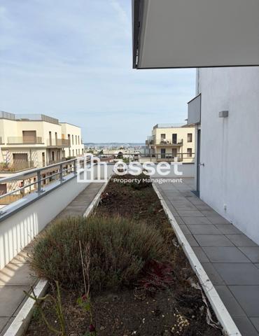 Location Appartement 4 pièces 92.9 m² - Rueil-malmaison 92500