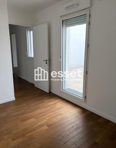Location Appartement 4 pièces 92.9 m² - Rueil-malmaison 92500