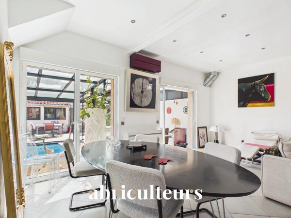 Maison de 184 m² avec 9 pièces à Le Bouscat Parc de l’Ermitage