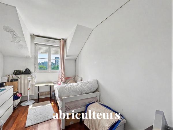 Appartement duplex 78 m² 4 pièces en vente à Villeneuve-la-Garenne Avenue du Ponant (92390)