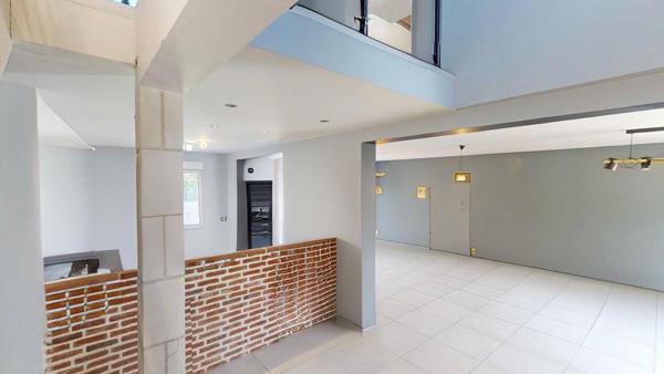 Maison 5 pièce(s) 160 m2