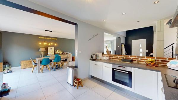 Maison 5 pièce(s) 160 m2