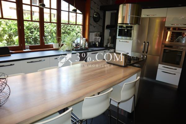 Maison
                                                                                                                                                                                                                                                                                                                        8 pièce(s)                                                                                                                                                                                                          4 chambre(s)                                                                                                                                                                                                          190.56  m²