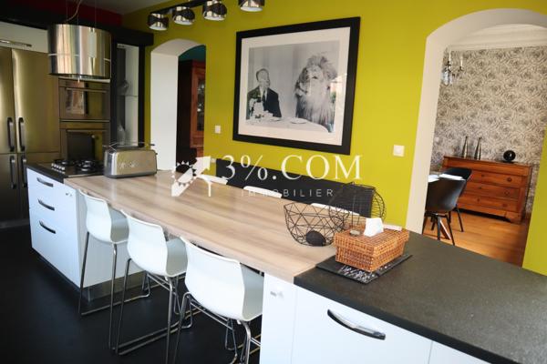 Maison
                                                                                                                                                                                                                                                                                                                        8 pièce(s)                                                                                                                                                                                                          4 chambre(s)                                                                                                                                                                                                          190.56  m²