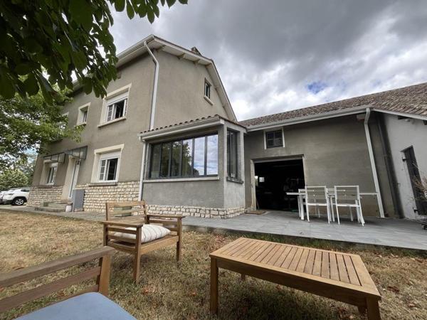 Maison à vendre |  Valeuil |  8 pièces | 240 m²