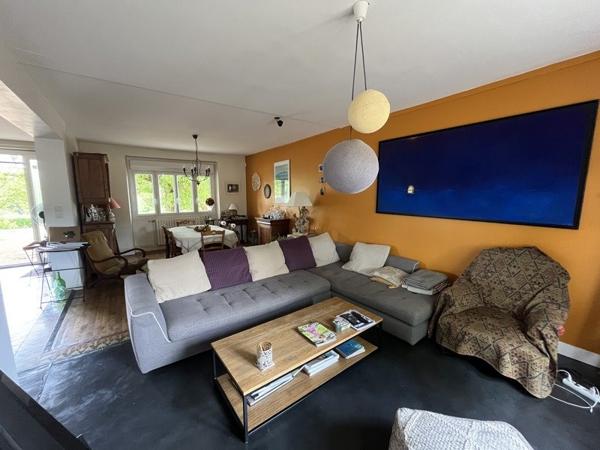 Maison à vendre |  Valeuil |  8 pièces | 240 m²