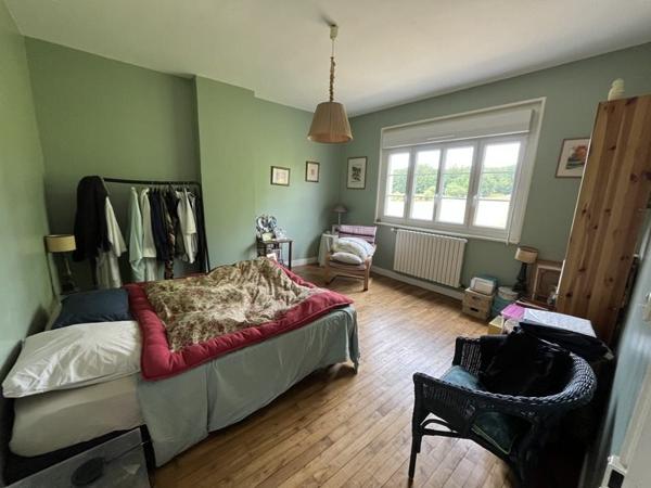 Maison à vendre |  Valeuil |  8 pièces | 240 m²