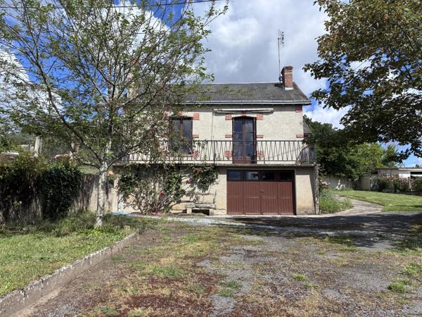 Jolie petite maison de village, à quelques pas des commodités du village