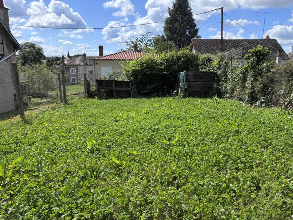 Jolie petite maison de village, à quelques pas des commodités du village