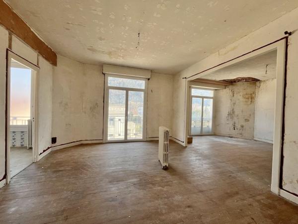 Immeuble à vendre |  Lourdes |  800 m²