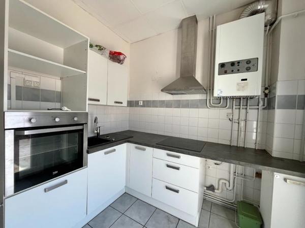 Immeuble à vendre |                                       Lourdes |                                            800 m²