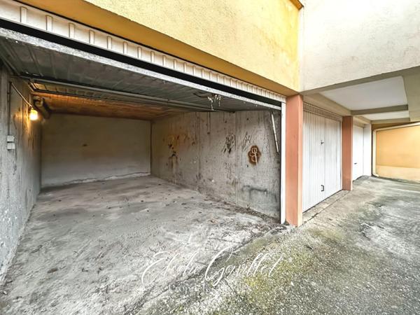 Garage de 17 m² dans résidence à Carcassonne
