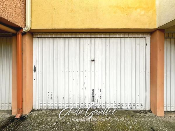 Garage de 17 m² dans résidence à Carcassonne