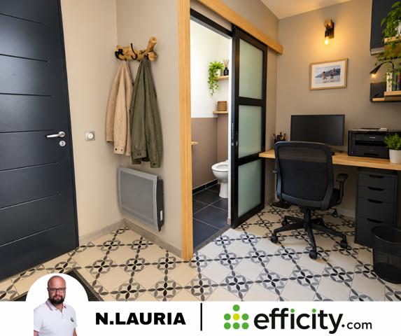 Maison
         4 pièces
        - 90 m² 330 000 € *