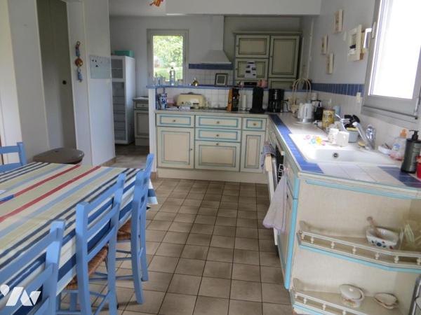 VIRE NORMANDIE, UNE MAISON CONTEMPORAINE spacieuse et lumineuse