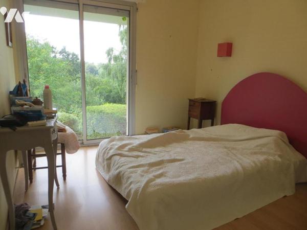 VIRE NORMANDIE, UNE MAISON CONTEMPORAINE spacieuse et lumineuse