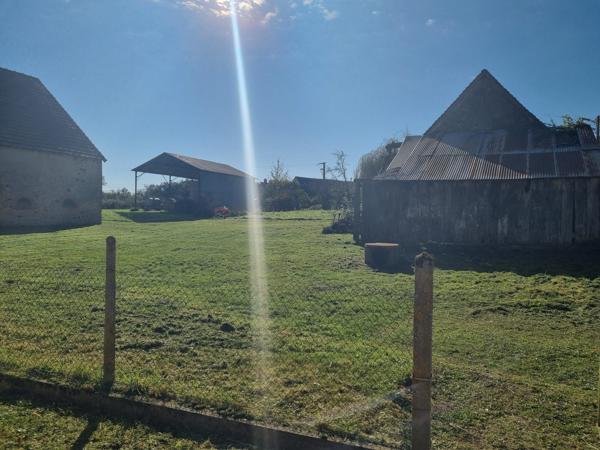 Ancien corps de ferme sur plus d’un hectare !