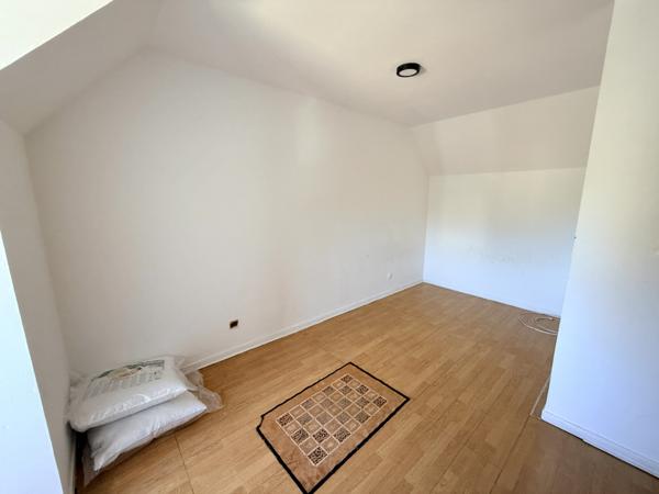 Coulommiers (77120) Pavillon traditionnel avec jardin et garage