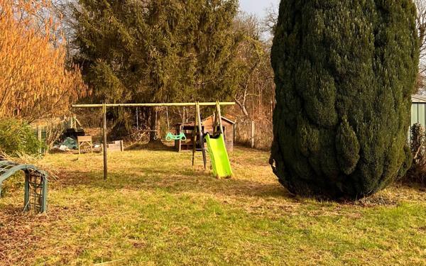 Maison à vendre    5 pièces •  Montreuil-aux-Lions