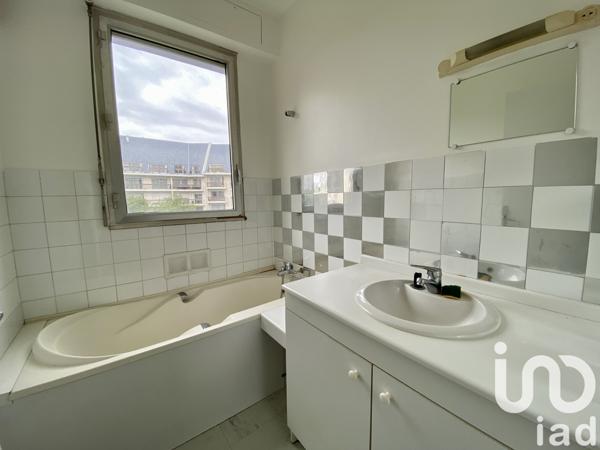 Apartment for sale 2 rooms 54 m² Lannion