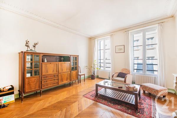 Appartement F4 à vendre  4 pièces - 73,25 m 2   PARIS  - 75010