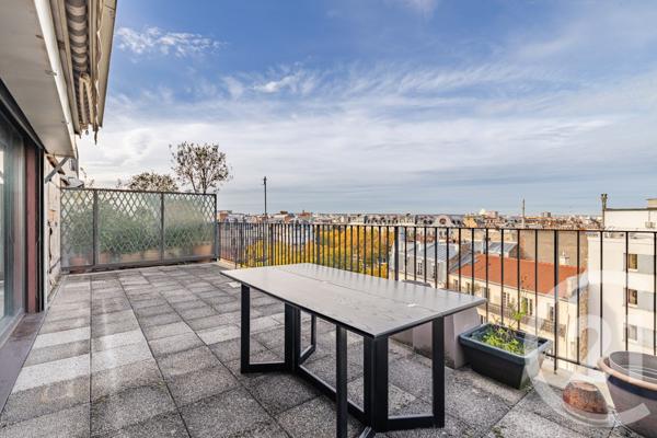Appartement F4 à vendre  4 pièces - 73,25 m 2   PARIS  - 75010