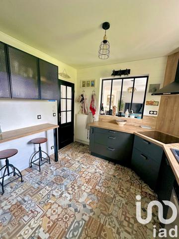 Maison à vendre 7 pièces 142 m² Le Perray-en-Yvelines