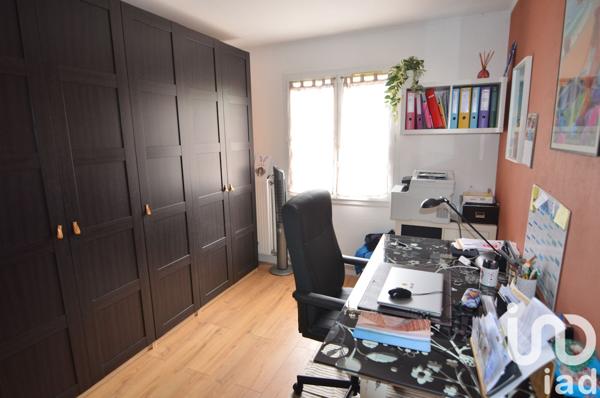 Maison à vendre 7 pièces 142 m² Le Perray-en-Yvelines