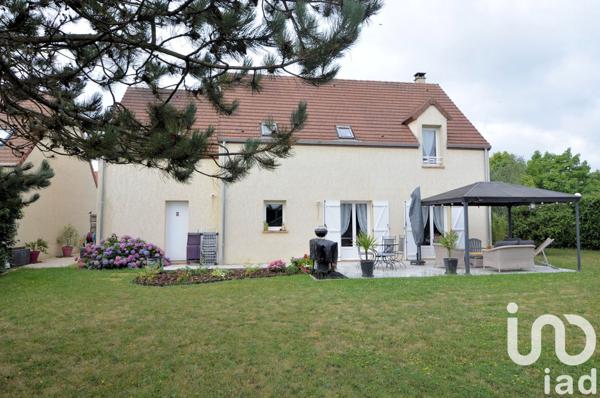 Maison à vendre 7 pièces 142 m² Le Perray-en-Yvelines