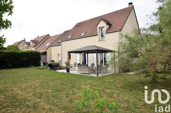 Maison à vendre 7 pièces 142 m² Le Perray-en-Yvelines
