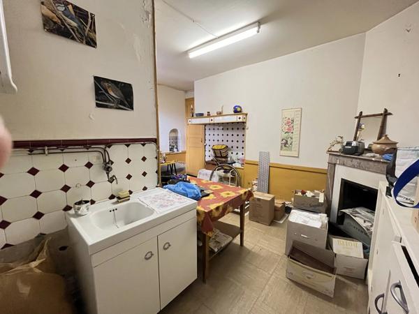Grande maison de ville / opportunité d'investissement !