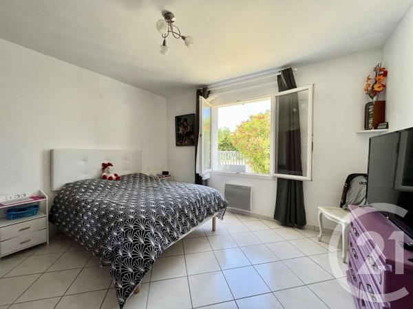 Maison à vendre  4 pièces - 119,08 m 2   ST PIERRE D OLERON  - 17