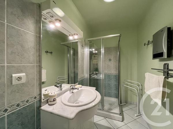 Maison à vendre  4 pièces - 119,08 m 2   ST PIERRE D OLERON  - 17