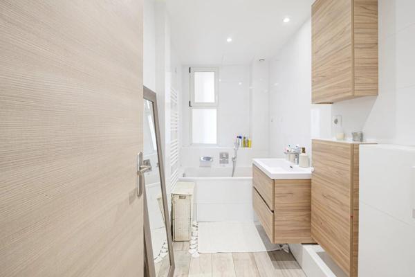 Exclusivité-Spontini-Appartement familial avec balcon