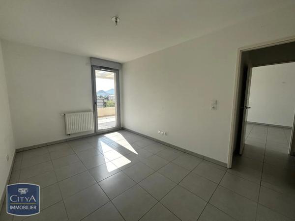 Appartement à louer 3 pièces 59.95m² Bouc-Bel-Air (13320)