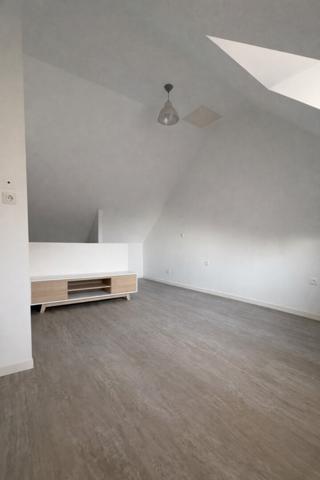 MAISON DE VILLE MEUBLEE