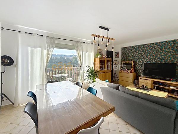 Vente Appartement95,11 m² - 5 Pièces - PETIT COURONNE (76650)