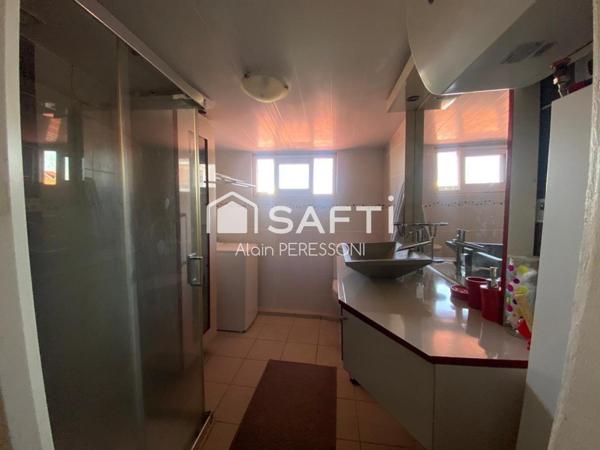 Ensemble immobilier de 7 logemenst loués Avenue HEDER