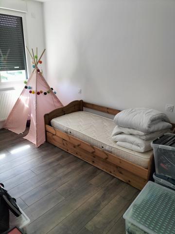 Maison
                                                                                                                                                                                                                                                                                                                        5 pièce(s)                                                                                                                                                                                                          3 chambre(s)                                                                                                                                                                                                          105  m²