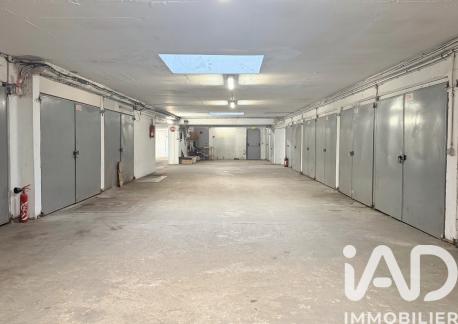 Parking à vendre 12 m² Paris 18