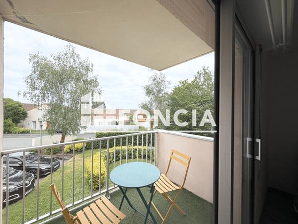 Location Studio meublé 20 m² - Cholet 49300