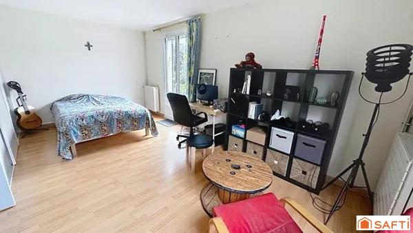 Belle maison individuelle d'environ 204 m2 (161 m2 carrez)